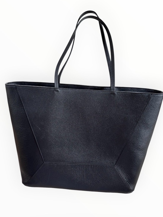 J. Jill Handbags - J.Jill classic Modern Leather black Tote Bag large excellent condition